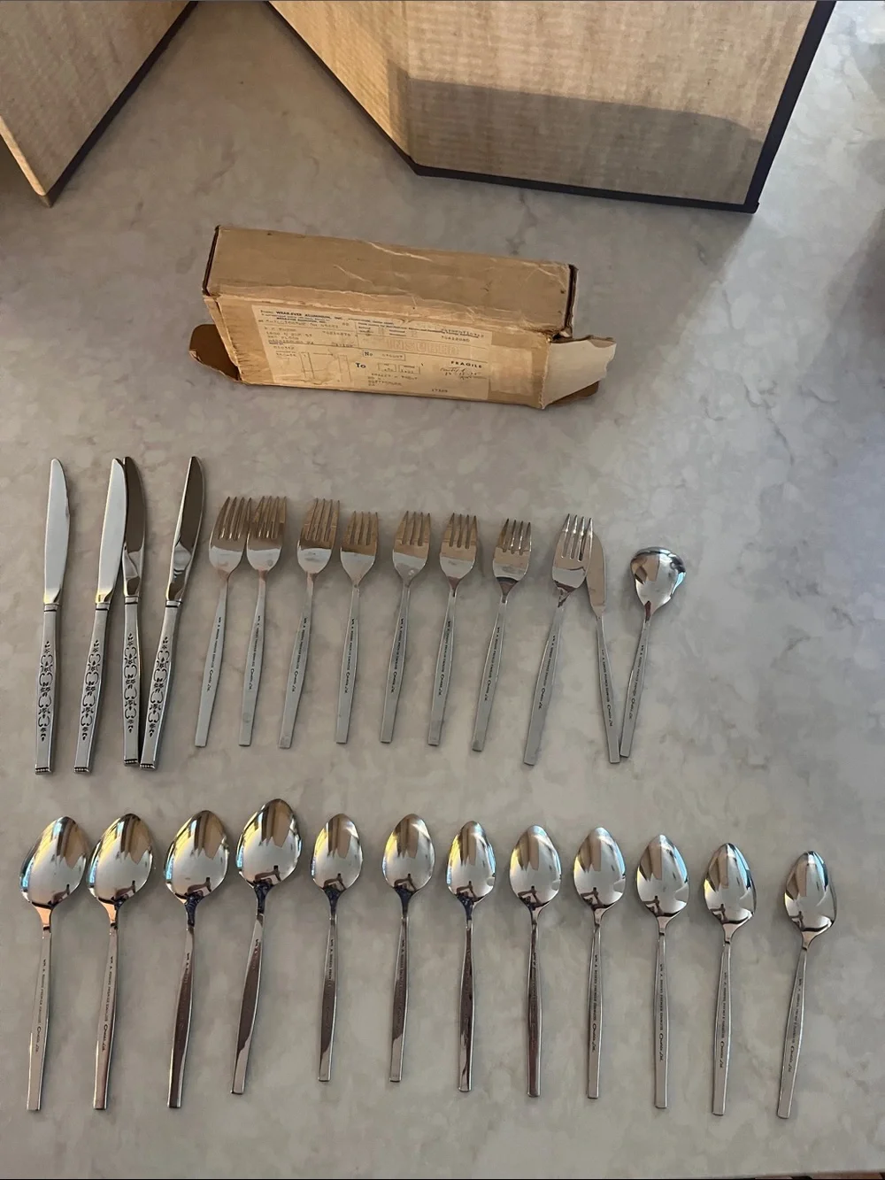 VTG Oneida Wm. Roger’s Premier Stainless steel Flatware Set 26 Pc new old stock